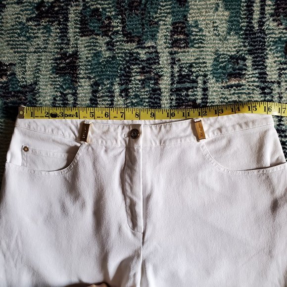 St. John Sport Cropped White Pants Size 14 EUC - Picture 11 of 14